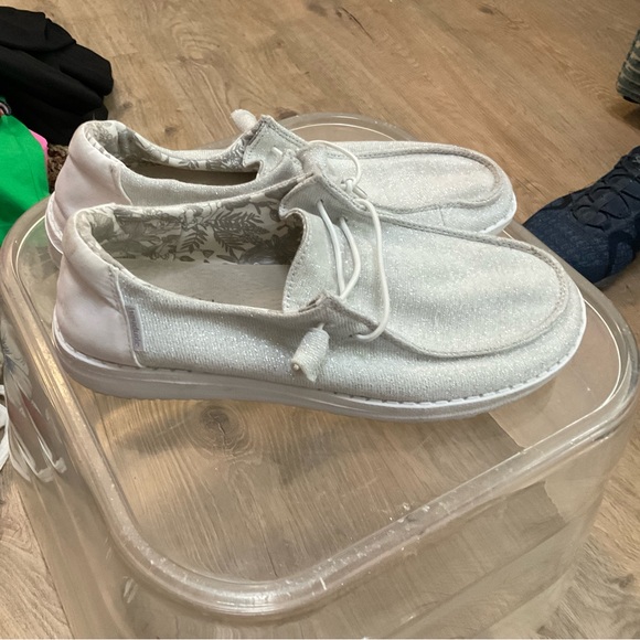 Hey Dude Shoes Womens 7 Wendy Stretch Sparkling White Mocs Laced - Picture 3 of 11